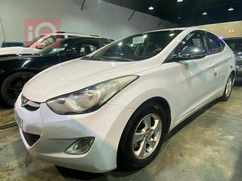 هیوندای ئەلەنترا